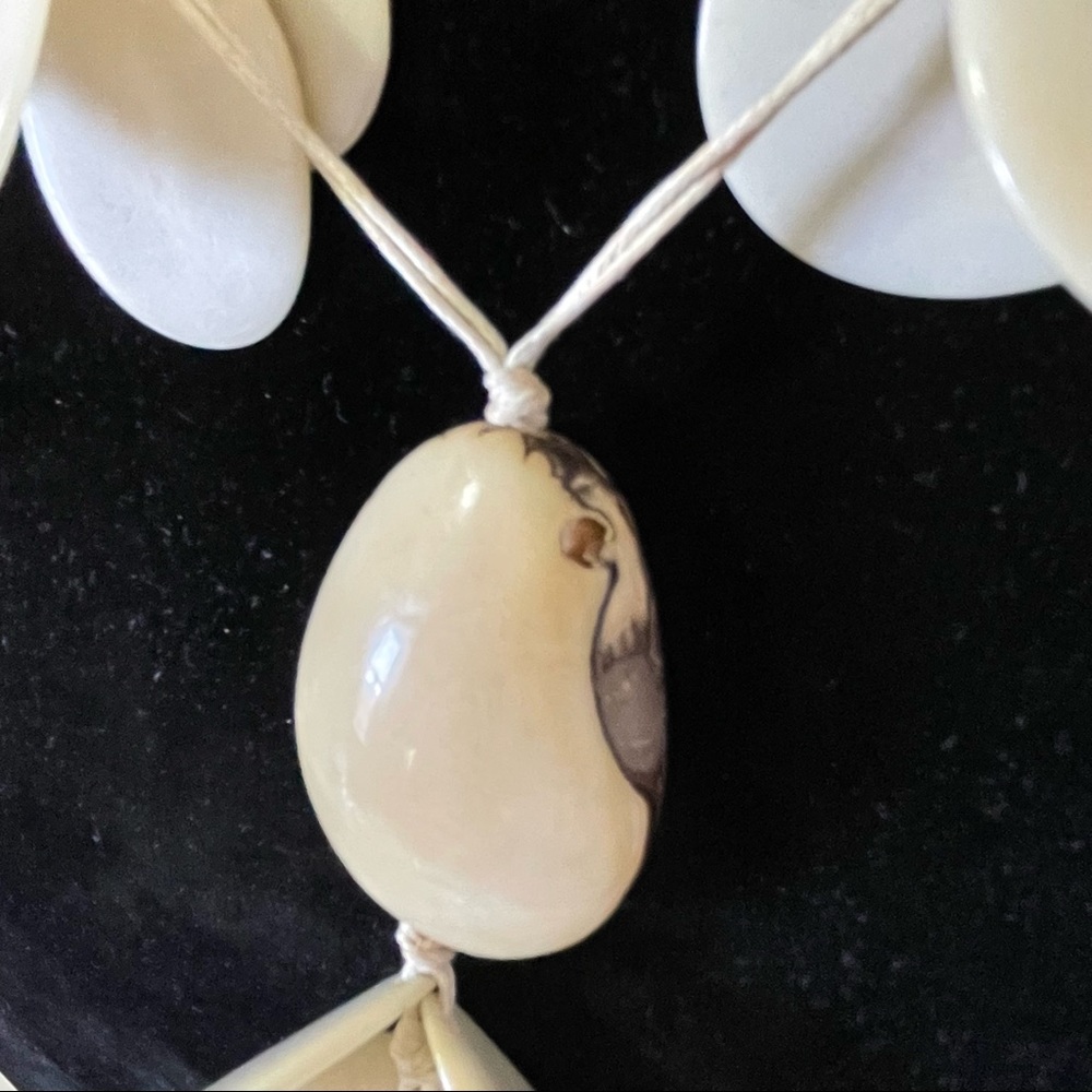 Necklace - Picture 6 of 9